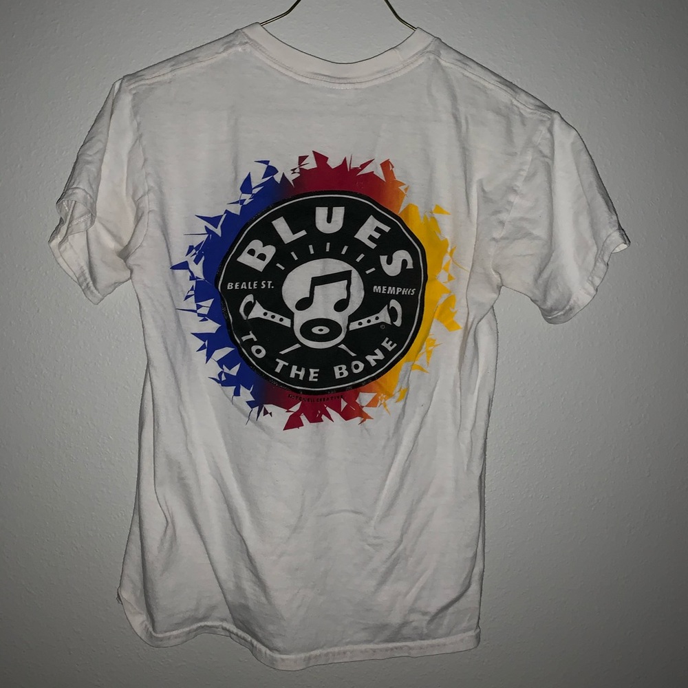 White graphic tee